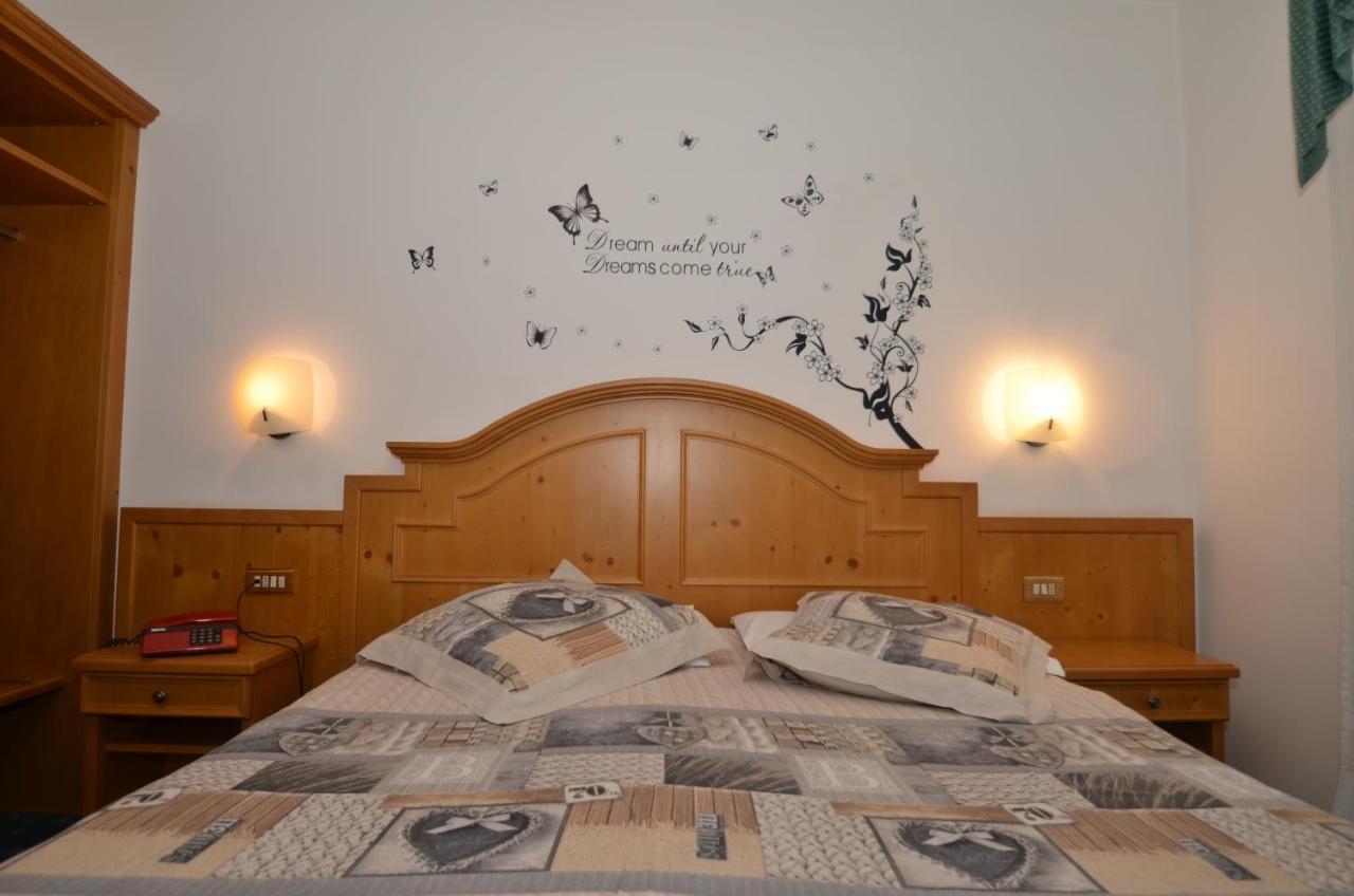 Hotel Albe Рокка-Пьеторе Экстерьер фото
